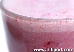 Further image of fruit smoothie, showing froth on the top